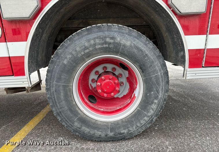 image for item DT0579 1996 GMC Topkick pumper fire truck