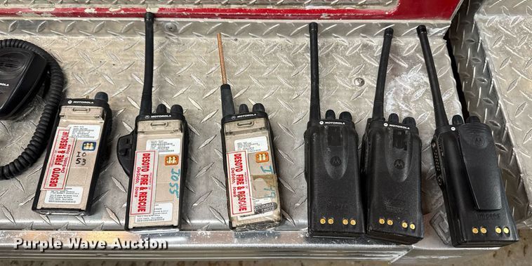 image for item DT0580 (6) Motorola R05.18.01 radios
