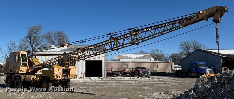 image for item DT0582 1990 Little Giant LG4866 crane