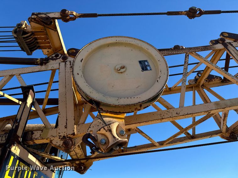 image for item DT0582 1990 Little Giant LG4866 crane