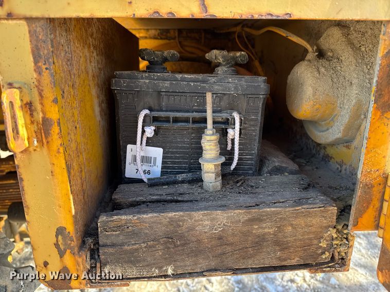 image for item DT0582 1990 Little Giant LG4866 crane