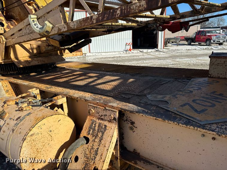 image for item DT0582 1990 Little Giant LG4866 crane