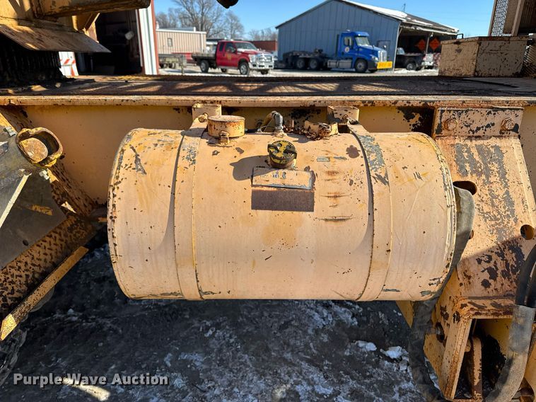 image for item DT0582 1990 Little Giant LG4866 crane