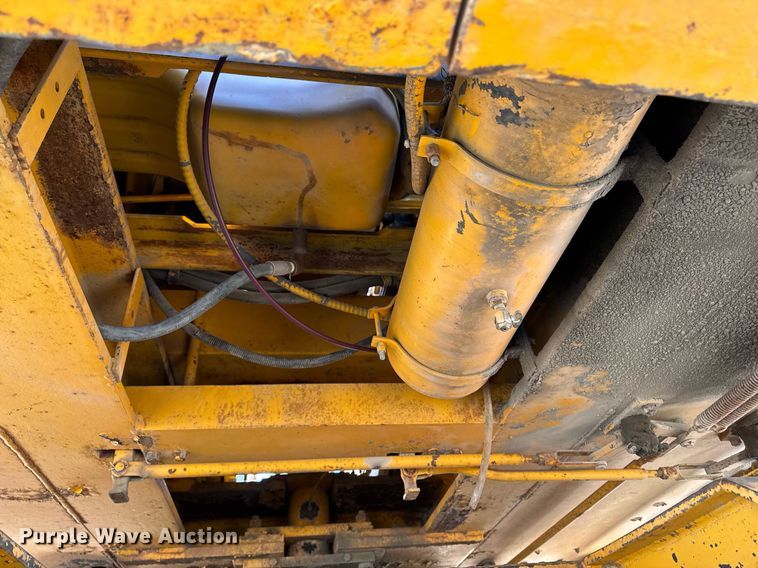 image for item DT0582 1990 Little Giant LG4866 crane