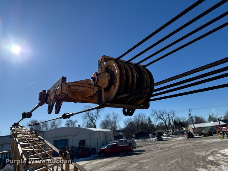 image for item DT0582 1990 Little Giant LG4866 crane