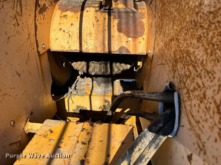 image for item DT0582 1990 Little Giant LG4866 crane