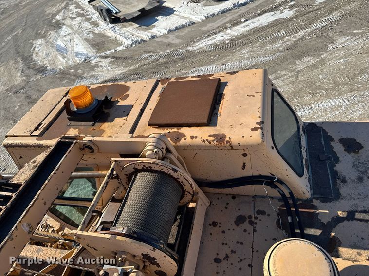 image for item DT0582 1990 Little Giant LG4866 crane