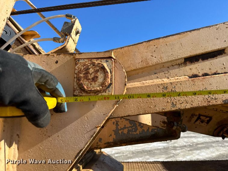 image for item DT0582 1990 Little Giant LG4866 crane