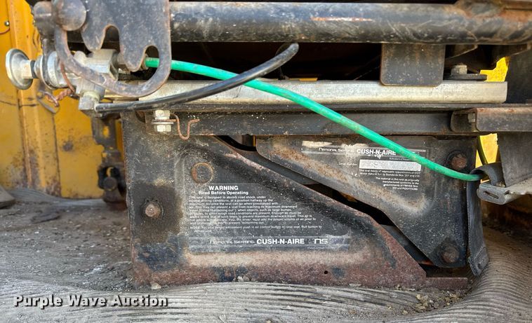 image for item DT0582 1990 Little Giant LG4866 crane