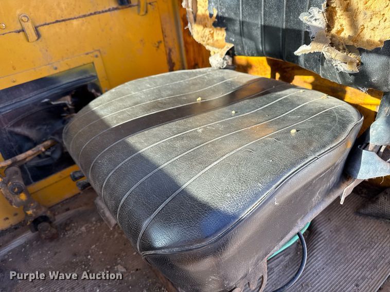 image for item DT0582 1990 Little Giant LG4866 crane