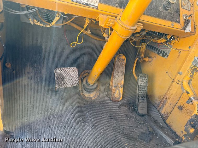 image for item DT0582 1990 Little Giant LG4866 crane