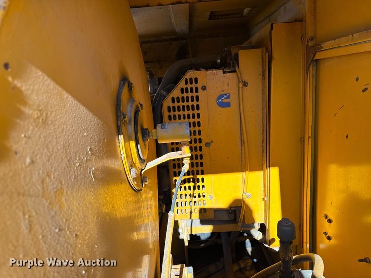 image for item DT0582 1990 Little Giant LG4866 crane