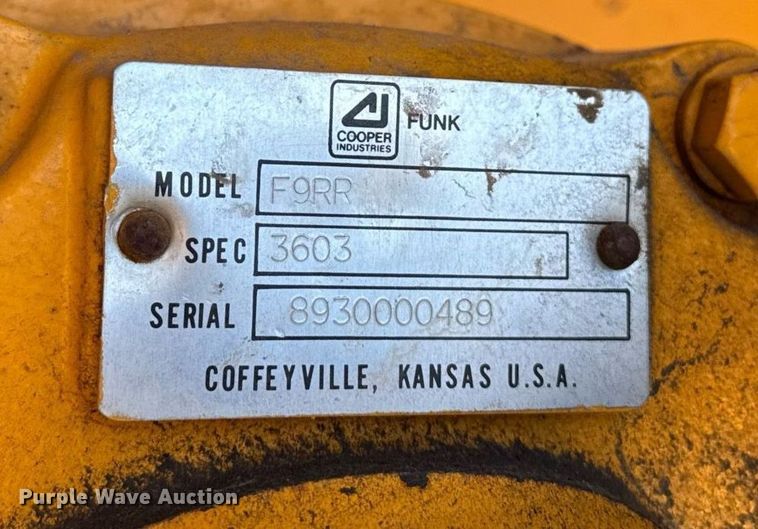 image for item DT0582 1990 Little Giant LG4866 crane