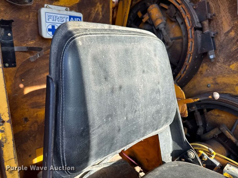 image for item DT0582 1990 Little Giant LG4866 crane