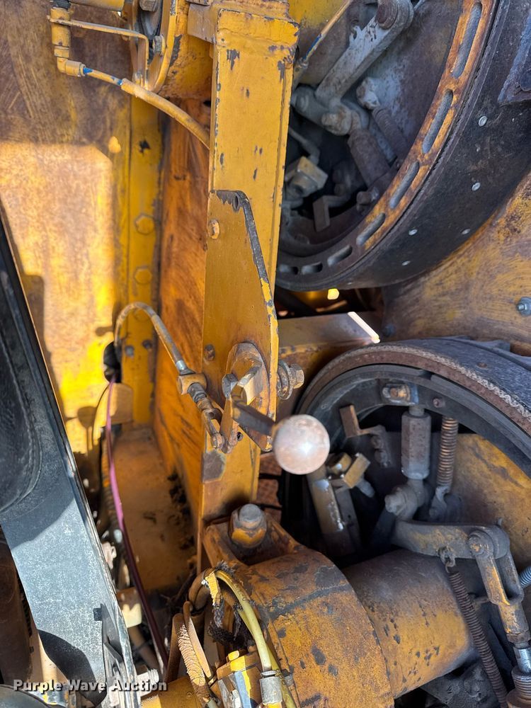 image for item DT0582 1990 Little Giant LG4866 crane