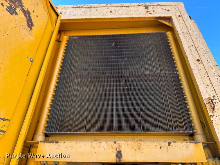 image for item DT0582 1990 Little Giant LG4866 crane