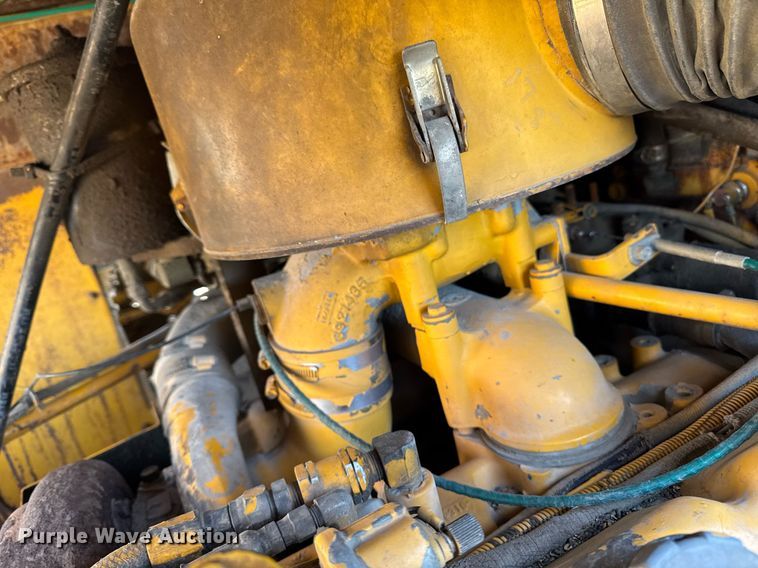 image for item DT0582 1990 Little Giant LG4866 crane