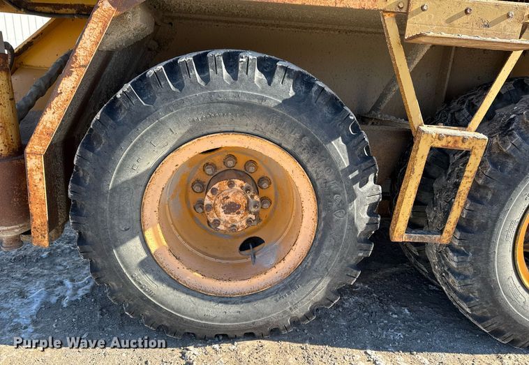 image for item DT0582 1990 Little Giant LG4866 crane