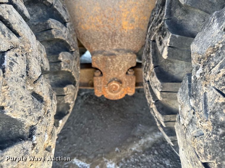 image for item DT0582 1990 Little Giant LG4866 crane