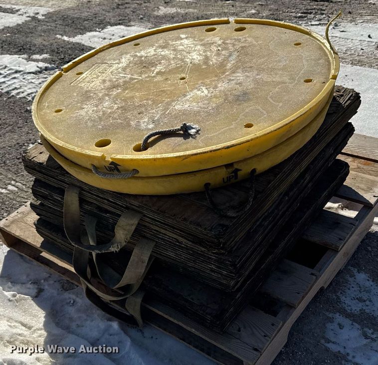 image for item DT0582 1990 Little Giant LG4866 crane