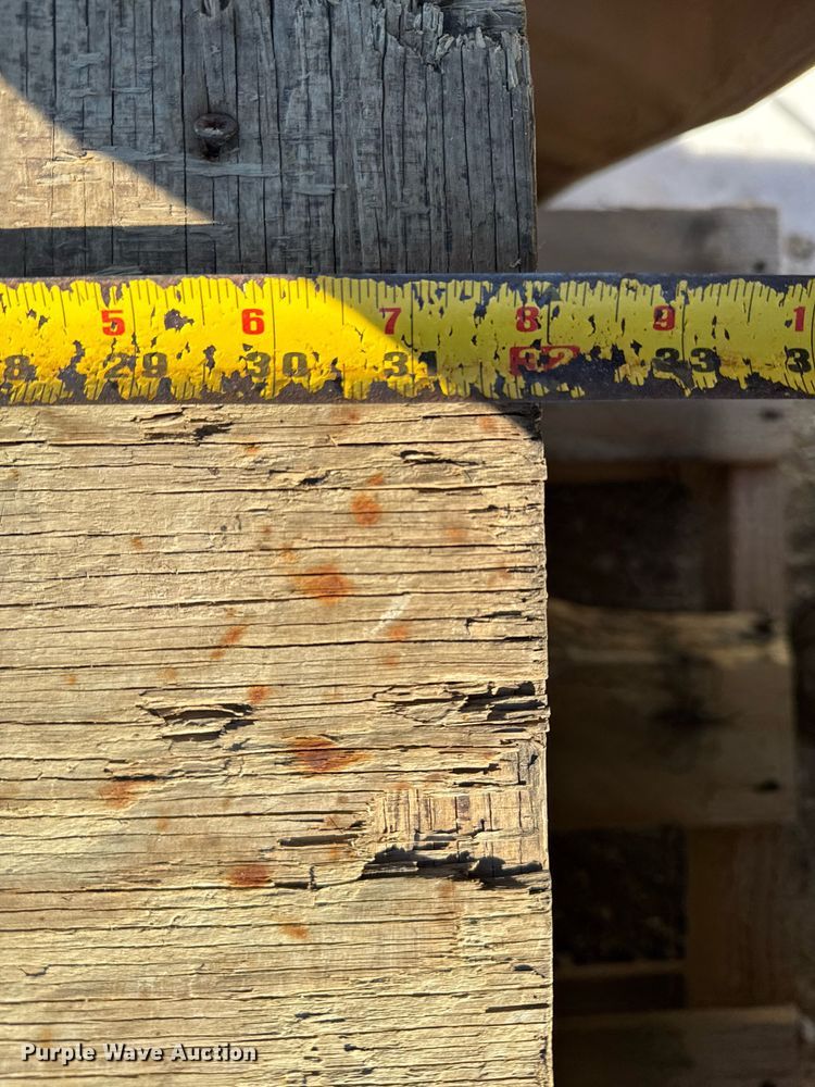 image for item DT0582 1990 Little Giant LG4866 crane