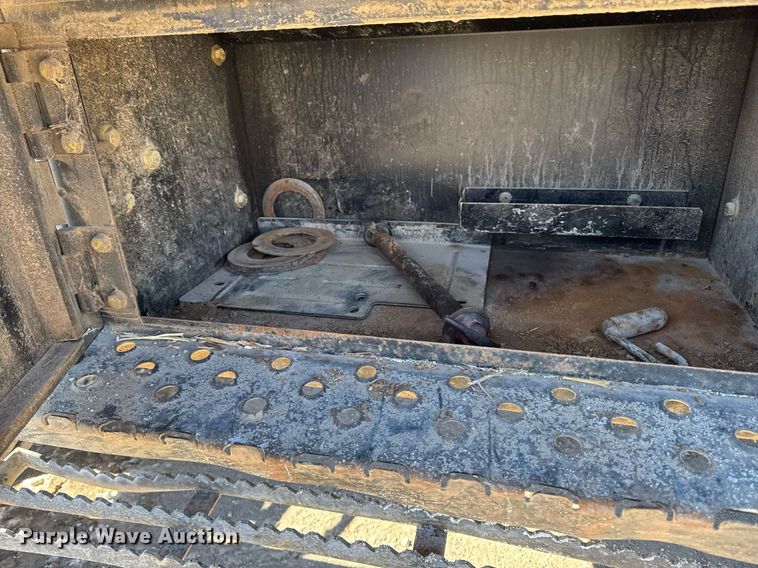 image for item DT0583 2009 John Deere 220D W wheeled excavator