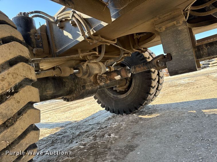 image for item DT0583 2009 John Deere 220D W wheeled excavator