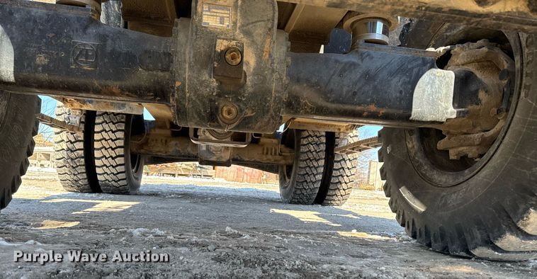 image for item DT0583 2009 John Deere 220D W wheeled excavator