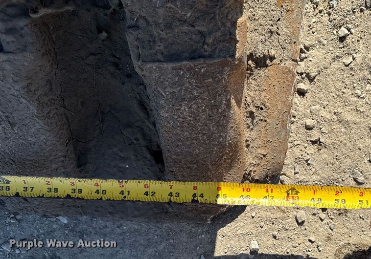 image for item DT0583 2009 John Deere 220D W wheeled excavator