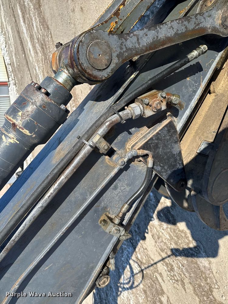 image for item DT0583 2009 John Deere 220D W wheeled excavator