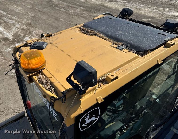 image for item DT0583 2009 John Deere 220D W wheeled excavator