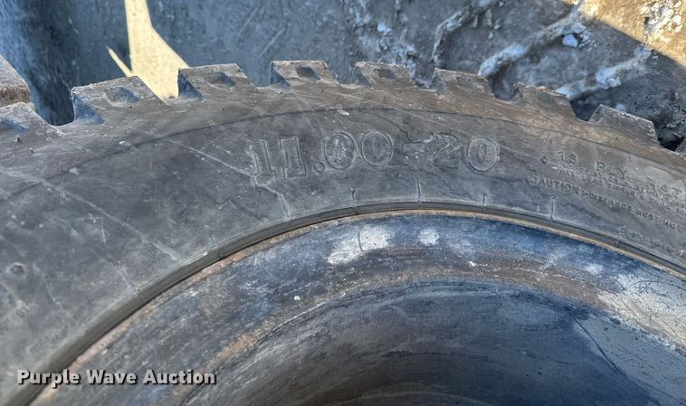 image for item DT0583 2009 John Deere 220D W wheeled excavator