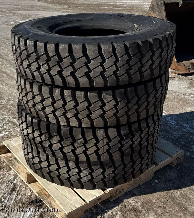 image for item DT0583 2009 John Deere 220D W wheeled excavator