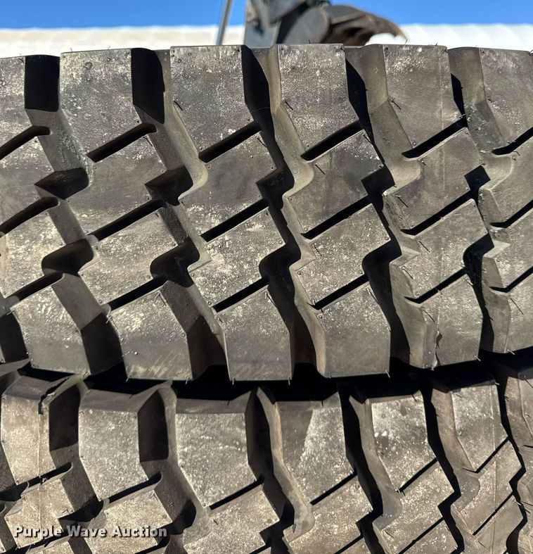 image for item DT0583 2009 John Deere 220D W wheeled excavator