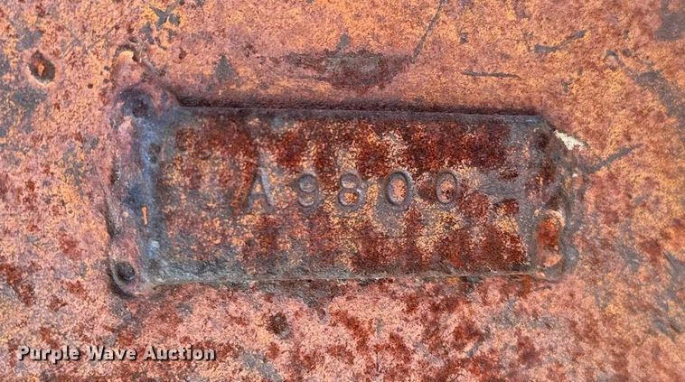 image for item DT0584 Clamshell bucket