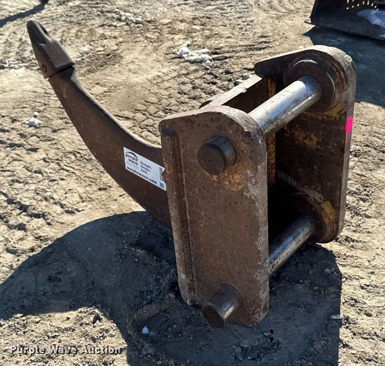 image for item DT0590 Excavator ripper