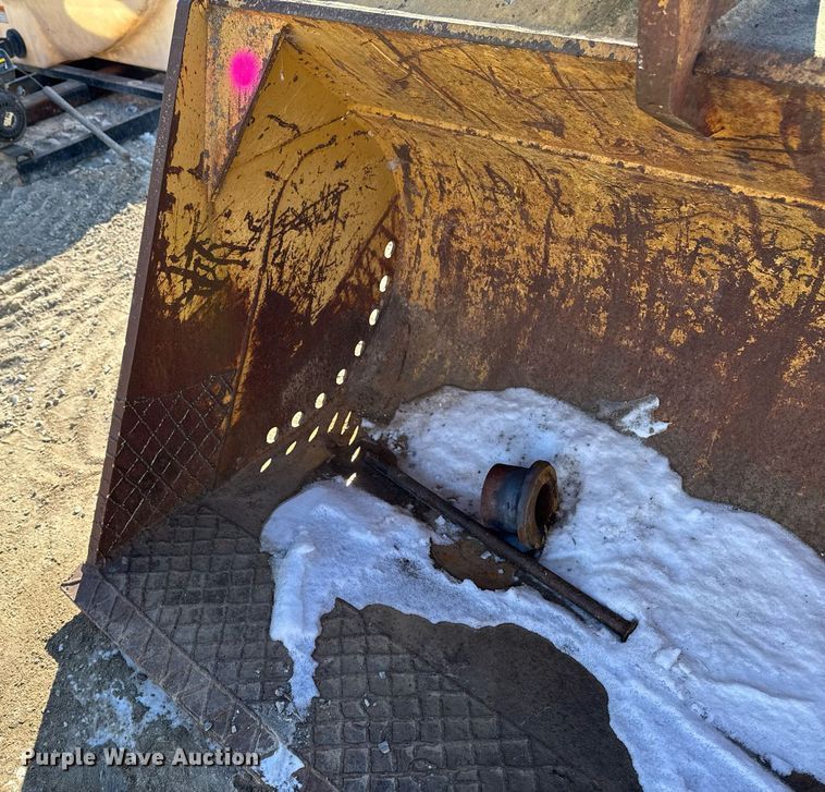 image for item DT0591 Caterpillar 132-5057.00 excavator bucket