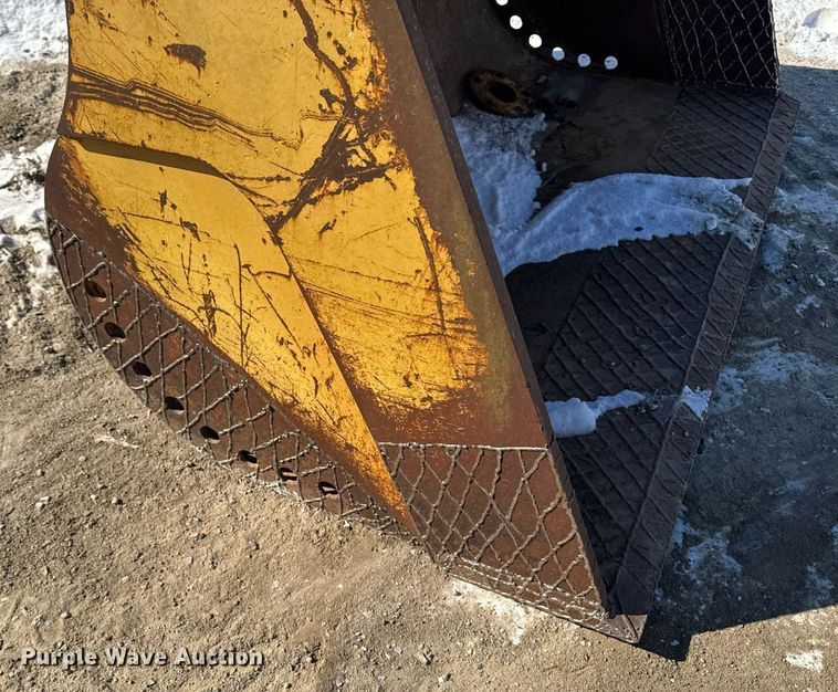 image for item DT0591 Caterpillar 132-5057.00 excavator bucket