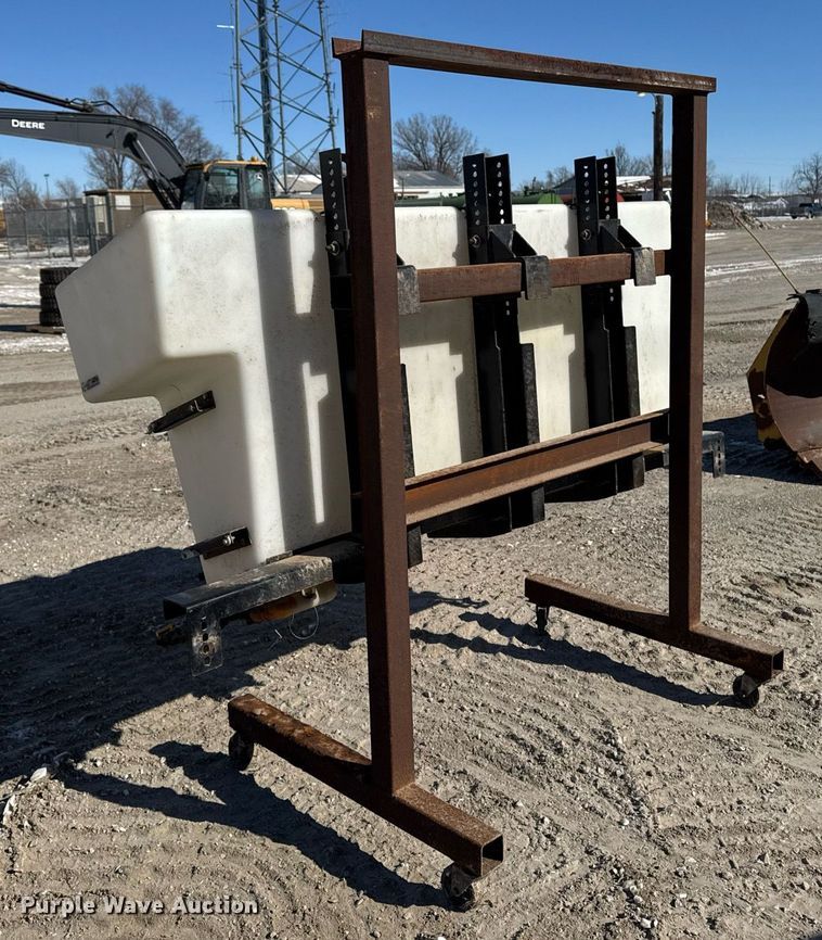 image for item DT0592 Henderson tailgate brine tank