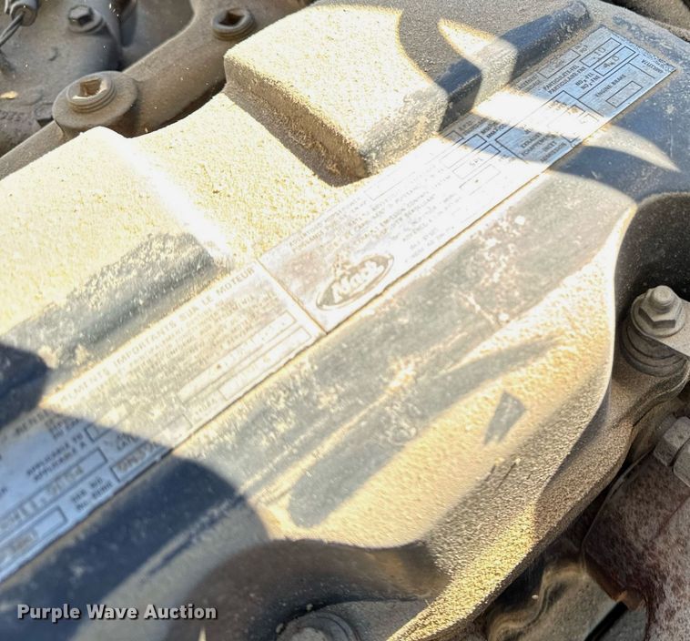 image for item DT0597 2000 Mack CH613 semi truck