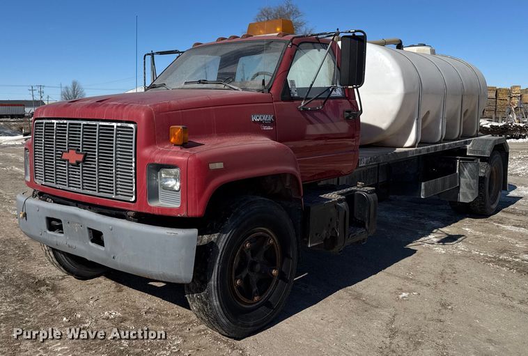 image for item DT0598 1992 Chevrolet Kodiak flatbed truck