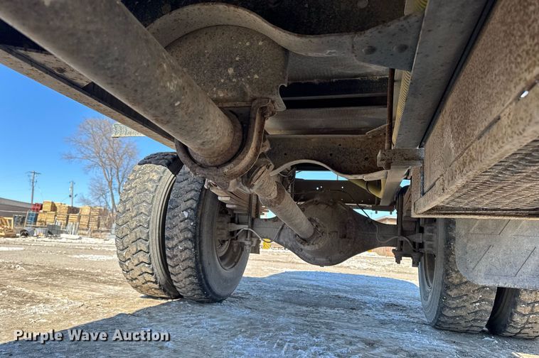 image for item DT0598 1992 Chevrolet Kodiak flatbed truck