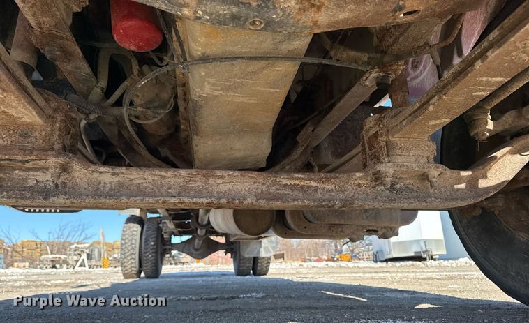 image for item DT0598 1992 Chevrolet Kodiak flatbed truck