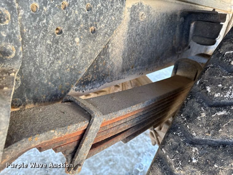 image for item DT0598 1992 Chevrolet Kodiak flatbed truck