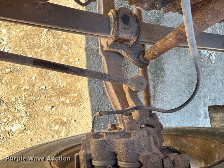 image for item DT0598 1992 Chevrolet Kodiak flatbed truck