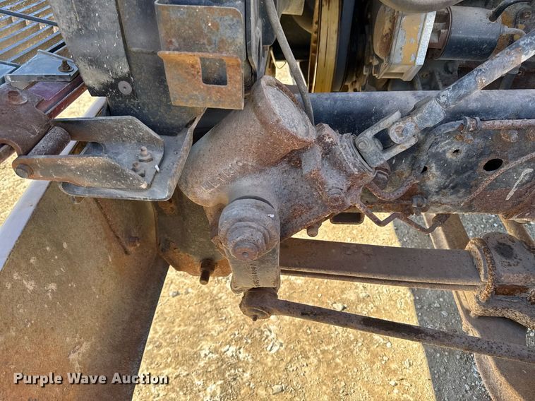 image for item DT0598 1992 Chevrolet Kodiak flatbed truck