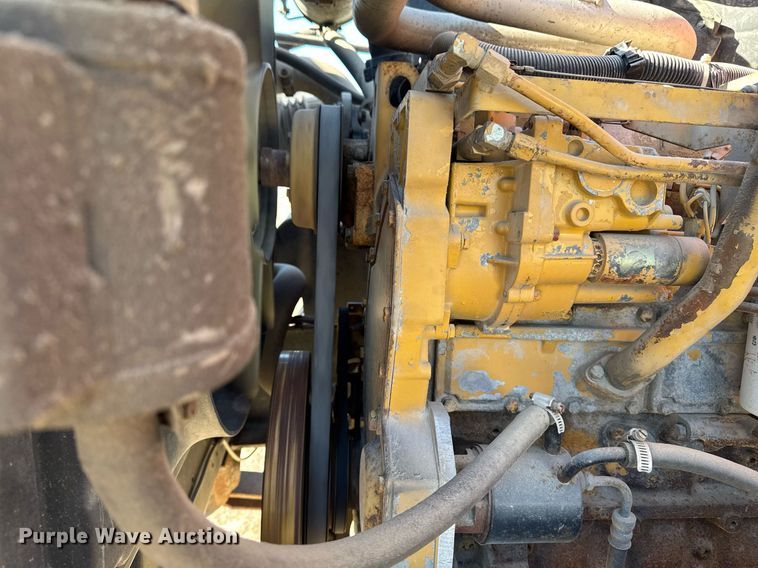 image for item DT0598 1992 Chevrolet Kodiak flatbed truck