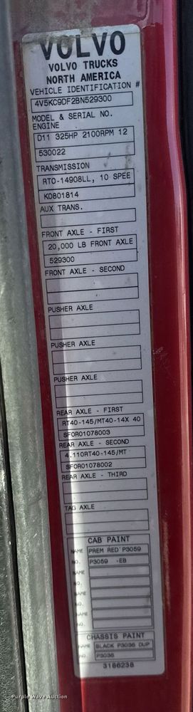 image for item DT0599 2011 Volvo VHD dump truck