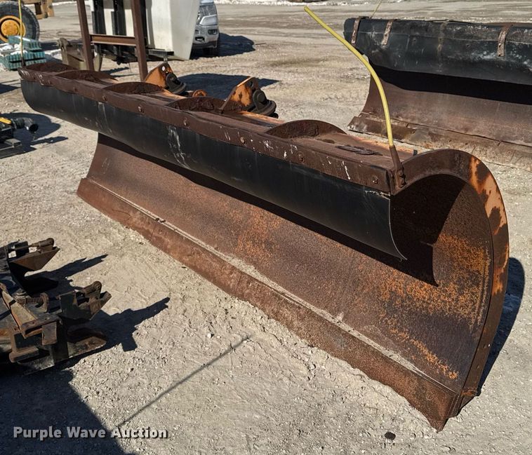 image for item DT0604 11' W snow plow