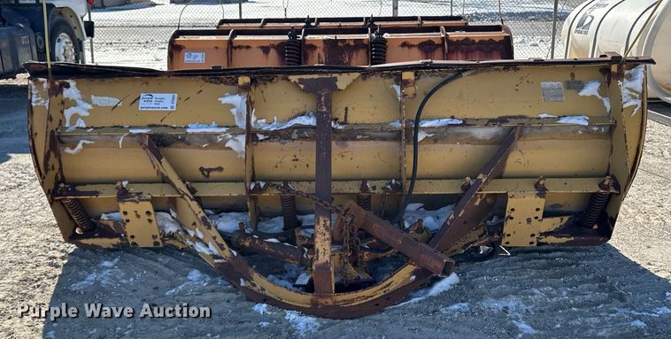 image for item DT0605 Flink PT459U snow plow